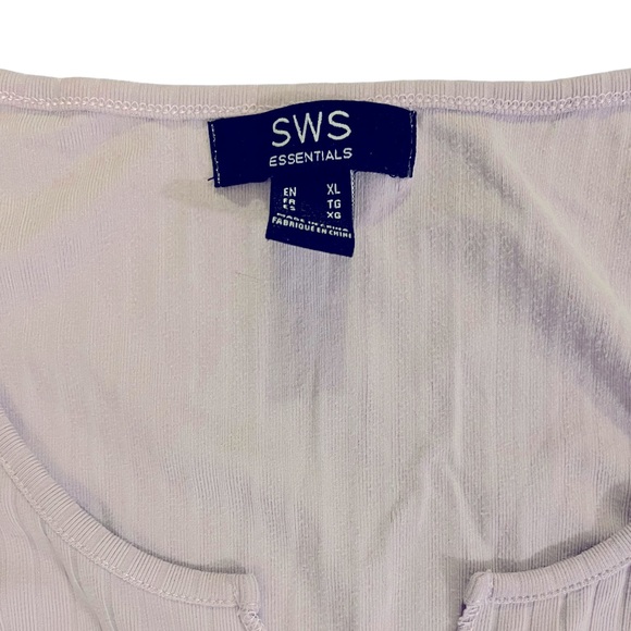 Cropped Tank Top - Picture 3 of 3